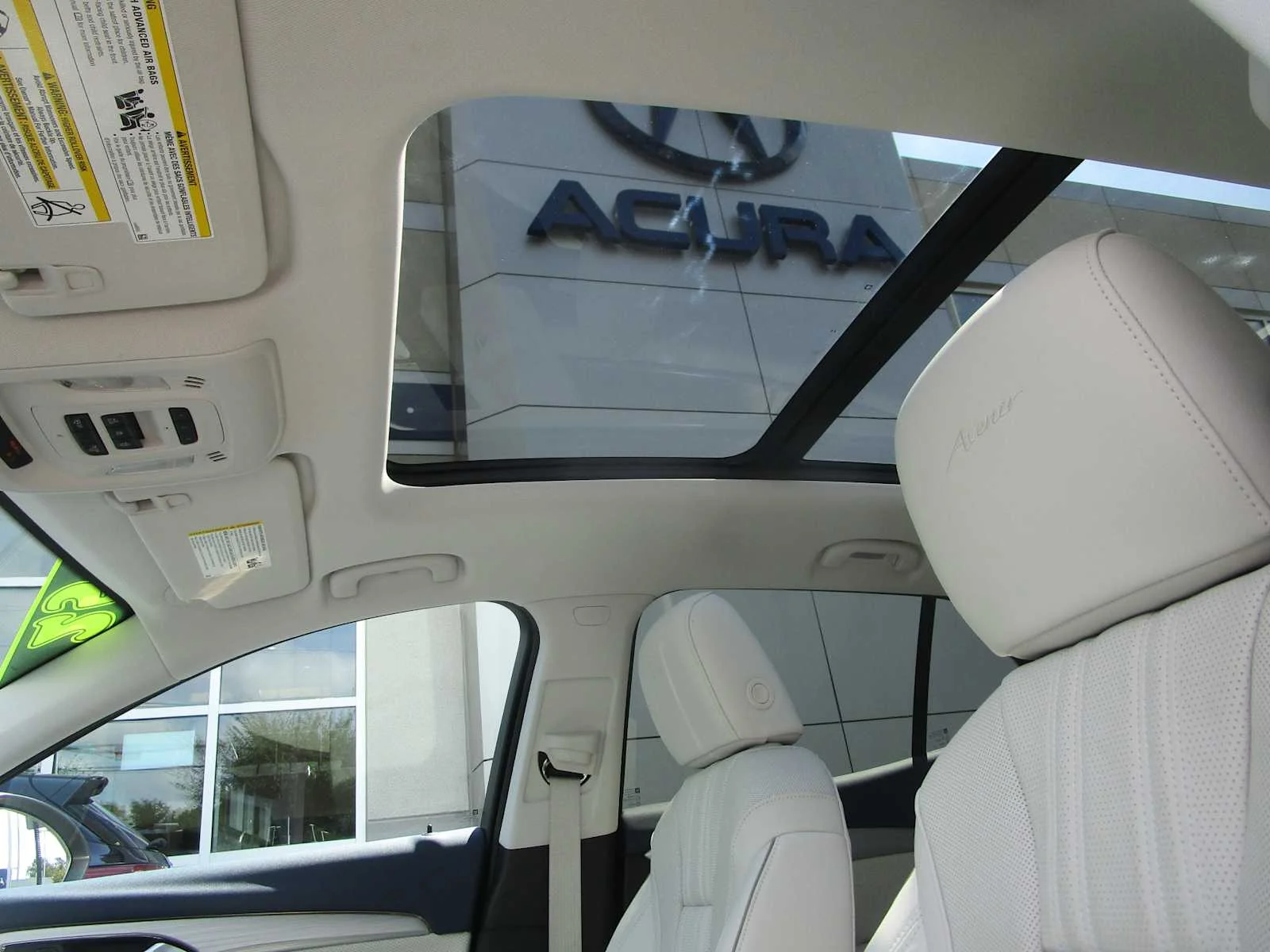 Certified Used 2025 Moonstone Gray Metallic Buick Avenir image 15