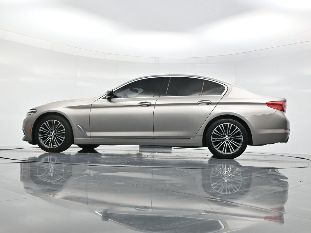 Used 2017 Cashmere Silver Metallic BMW 530i xDrive image 53