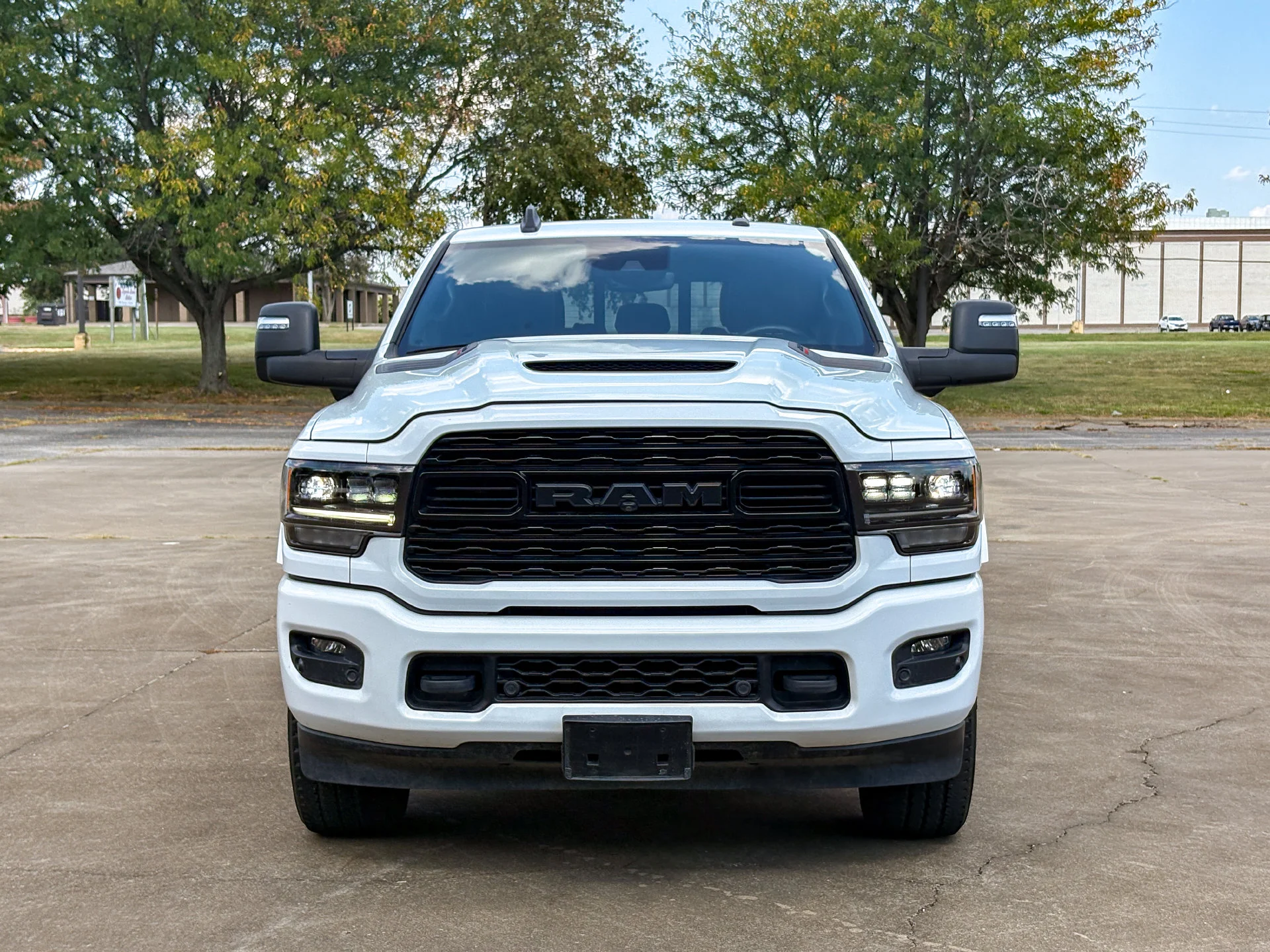 Used 2024 White Ram Limited image 4