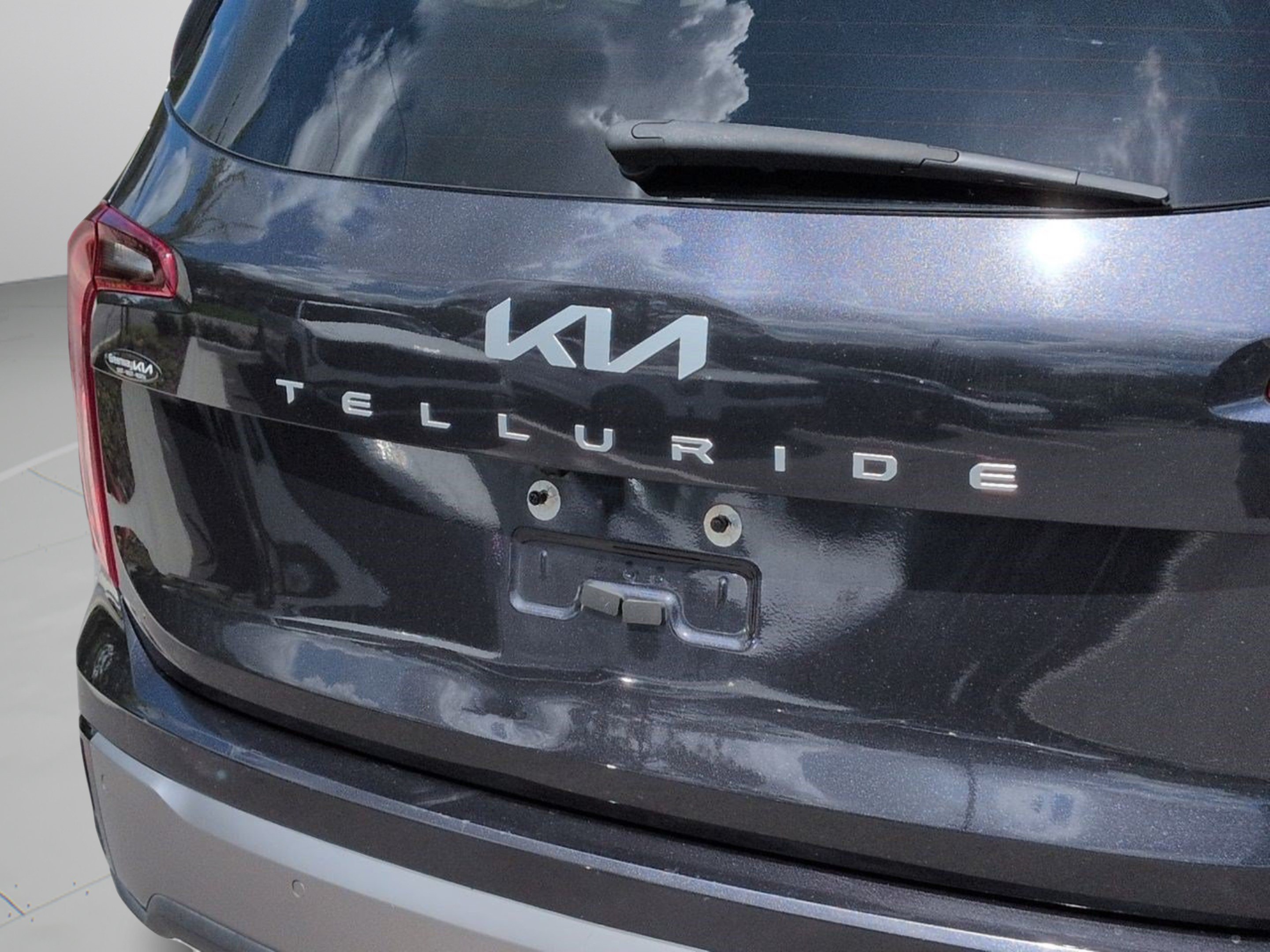 Used 2025 Panthera Metal Kia S image 14