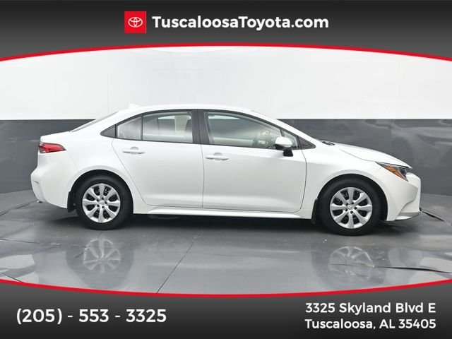 2025 Toyota Corolla LE CVT's photo