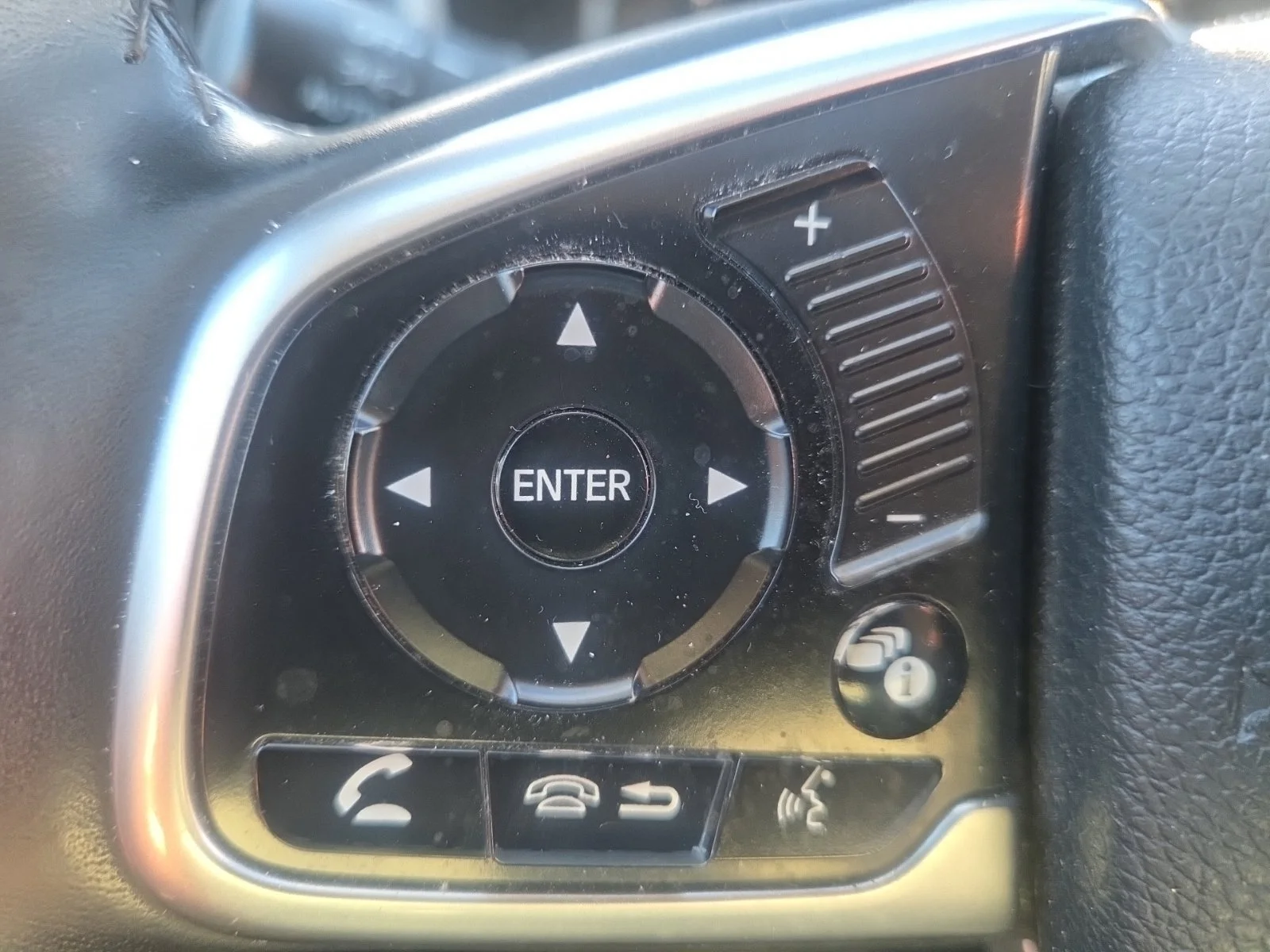 Certified Used 2018 Gray Honda Touring image 18