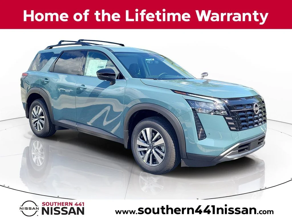 New 2026 Green Nissan SL image 1