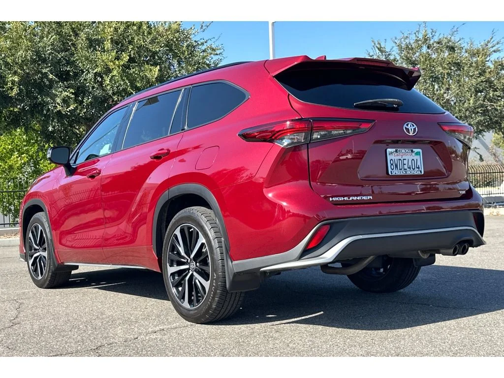 Used 2021 Ruby Flare Pearl Toyota XSE image 3
