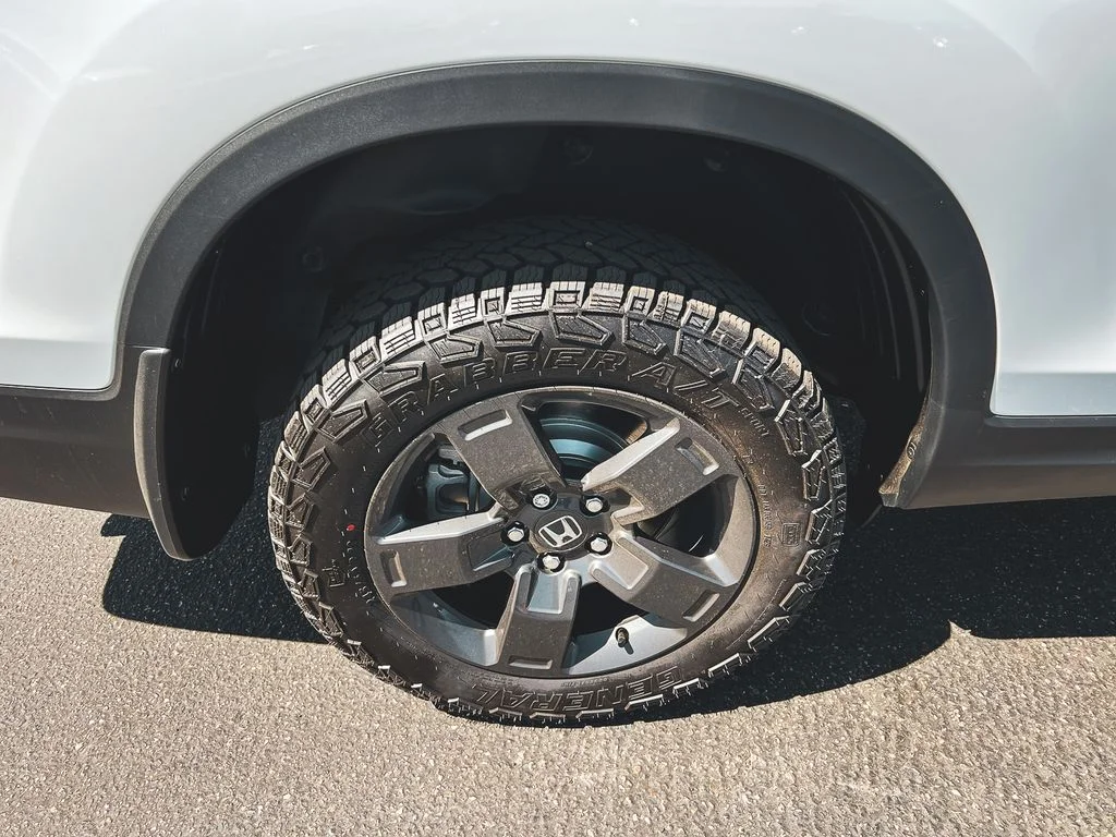 New 2026 Platinum White Pearl Honda TrailSport image 10