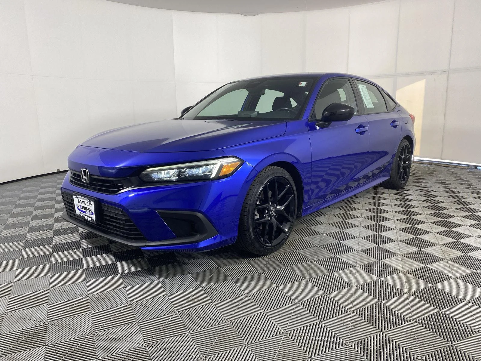 Used 2024 Aegean Blue Metallic Honda Sport image 3