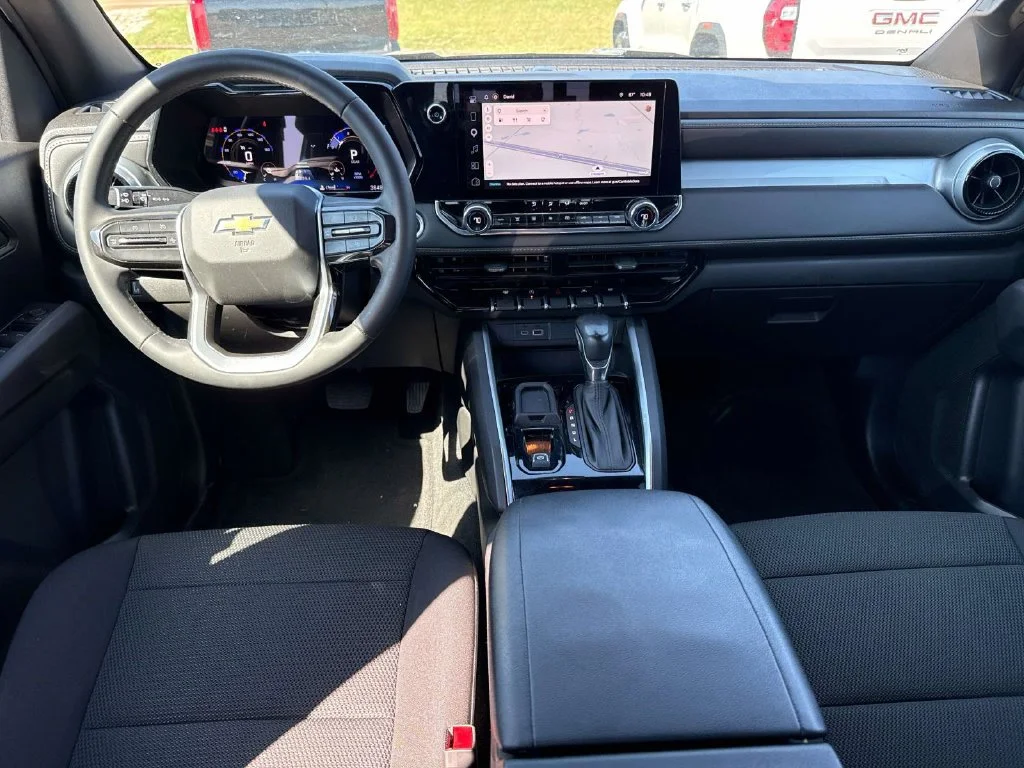Used 2024 Black Chevrolet LT image 19