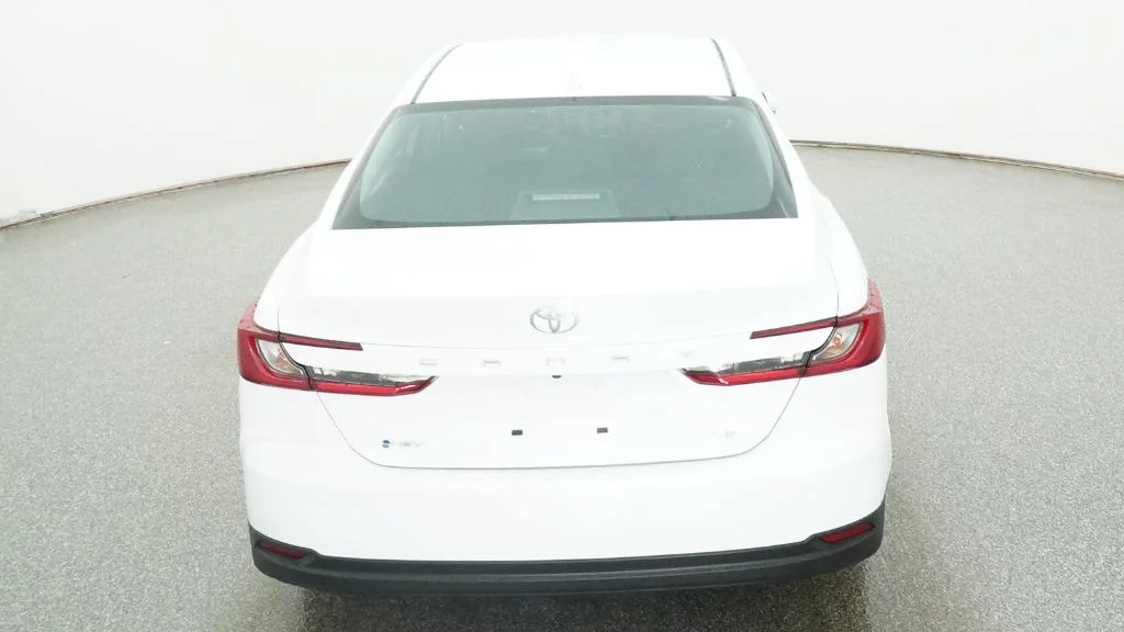 New 2026 Ice Cap Toyota LE image 28