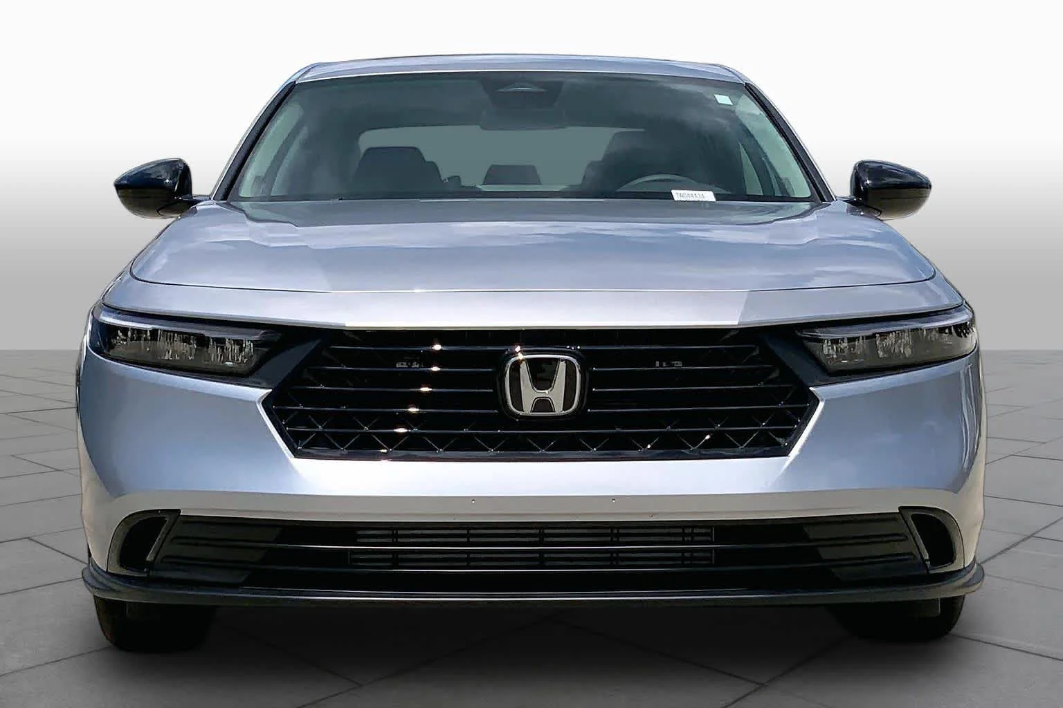 Used 2026 Solar Silver Metallic Honda SE image 4