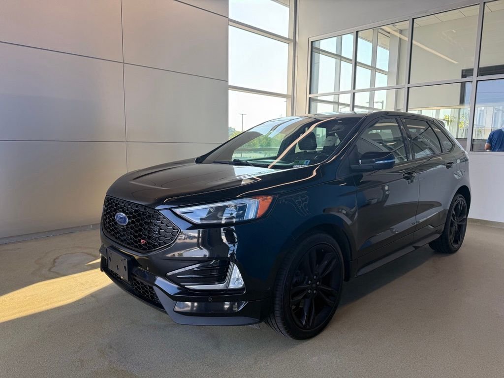 Used 2019 Black Ford ST image 4