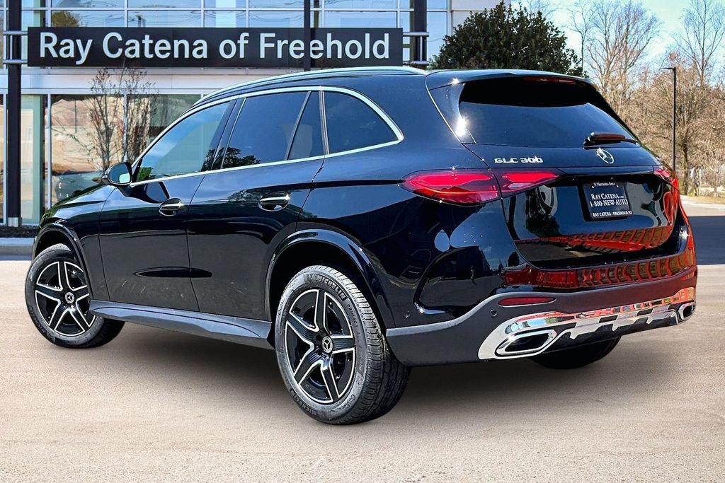 New 2026 Black Mercedes-Benz GLC 300 image 3