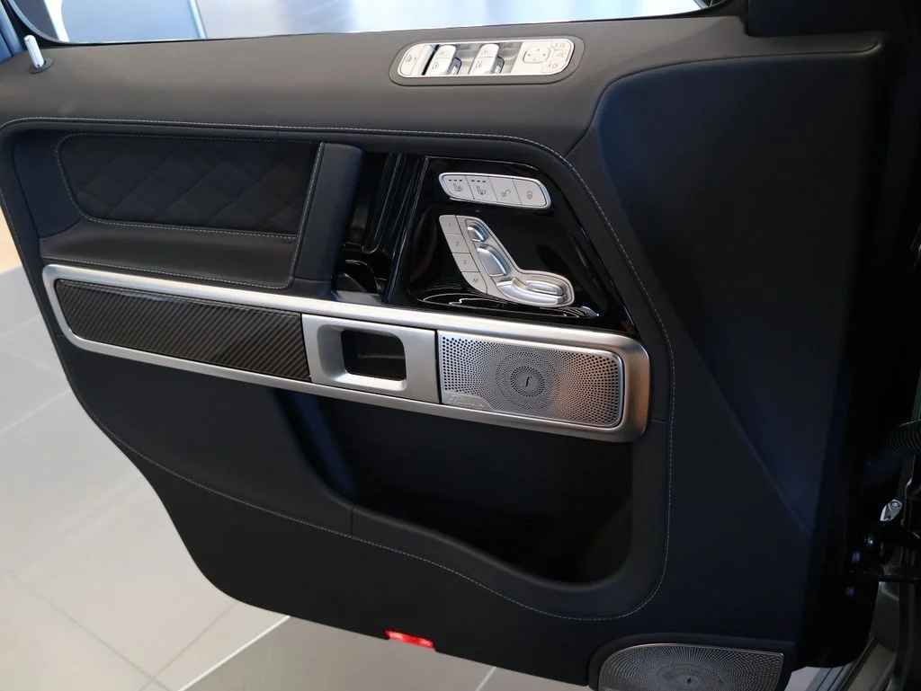 New 2026 MANUFAKTUR Night Black Magno Mercedes-Benz AMG® G 63 SUV image 34