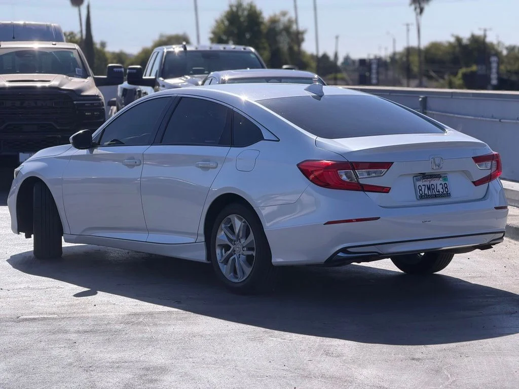 Used 2020 White Honda LX image 3