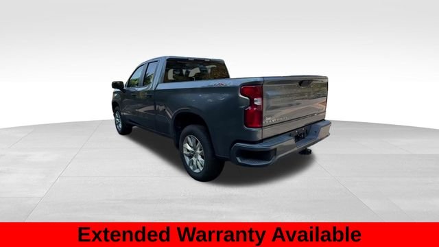 Used 2021 Gray Chevrolet Custom image 5