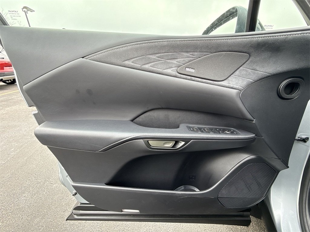 2024 LEXUS RX - Image 12