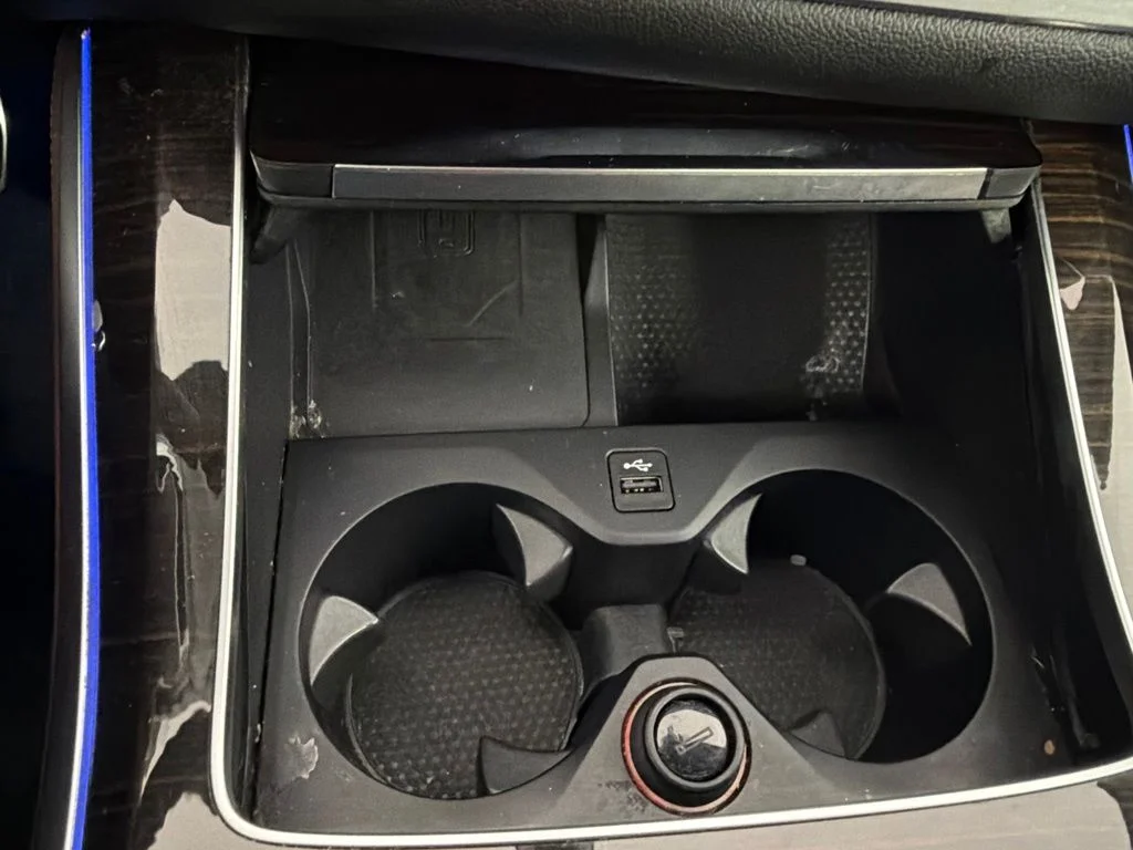 Used 2019 Black BMW xDrive50i image 31