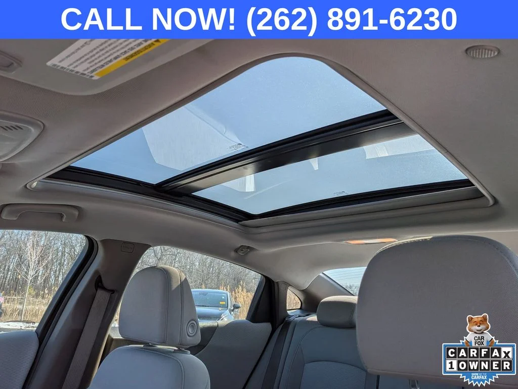 Used 2024 White Chevrolet LT image 13