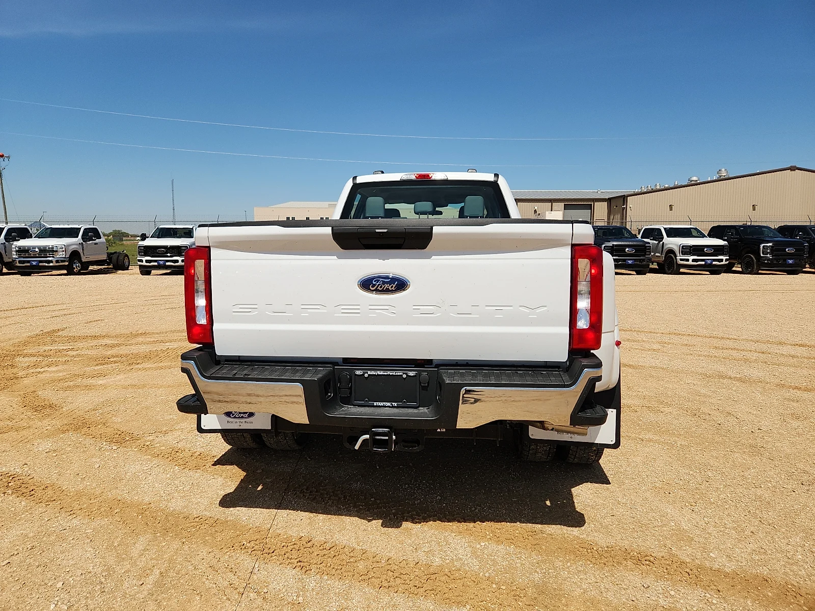New 2026 Oxford White Ford F-450® XL image 6