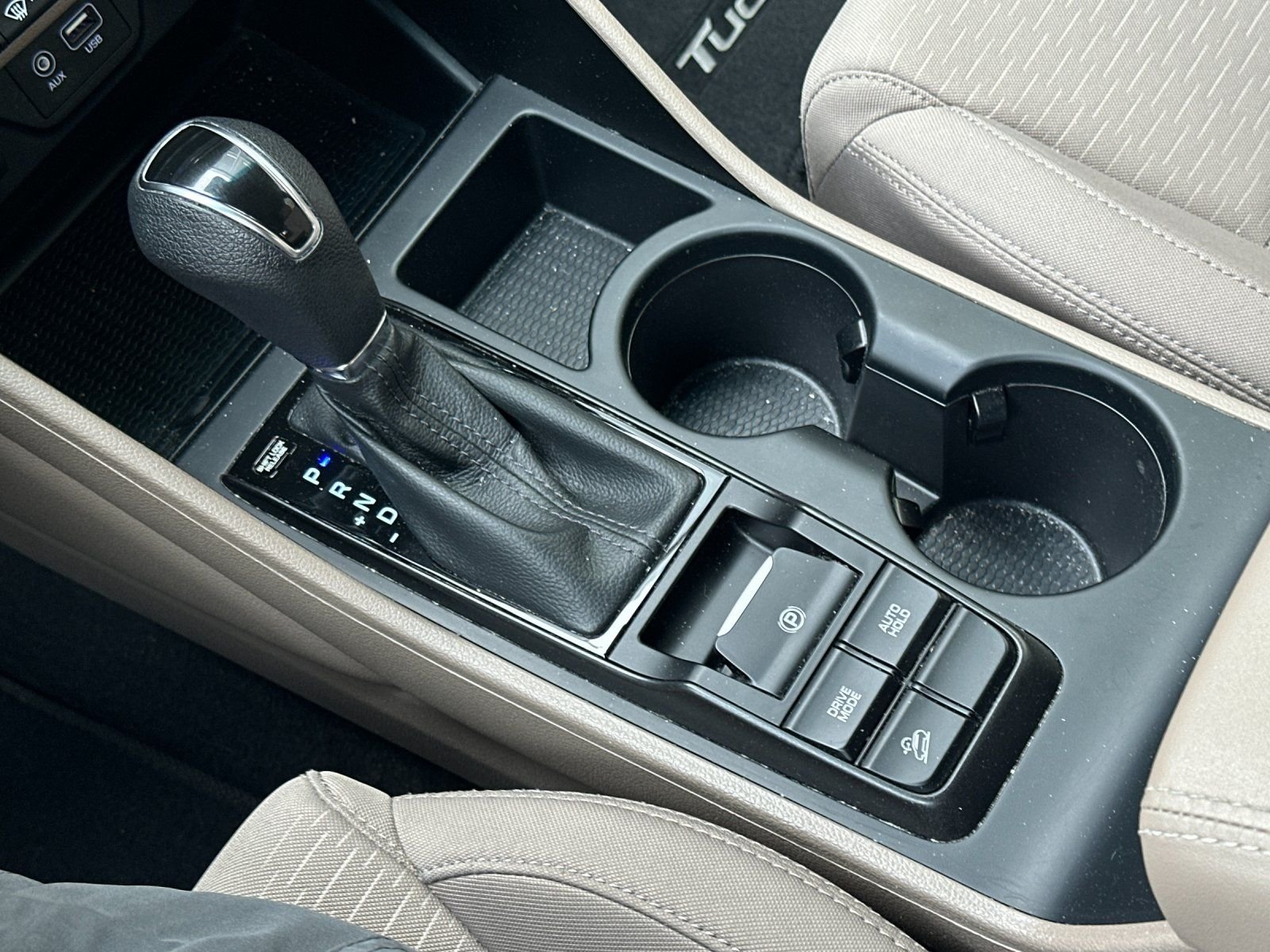 Used 2020 Sage Brown Hyundai SE image 19