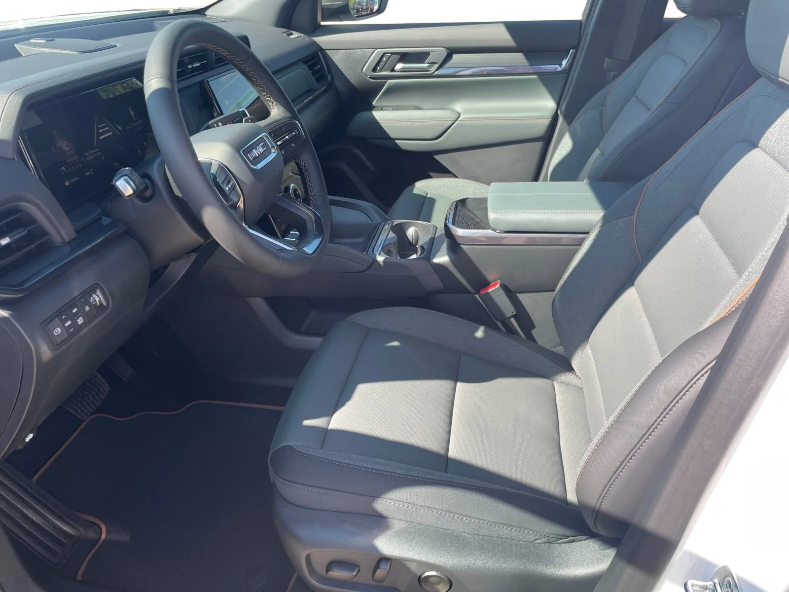 New 2027 Summit White GMC AWD AT4 image 14