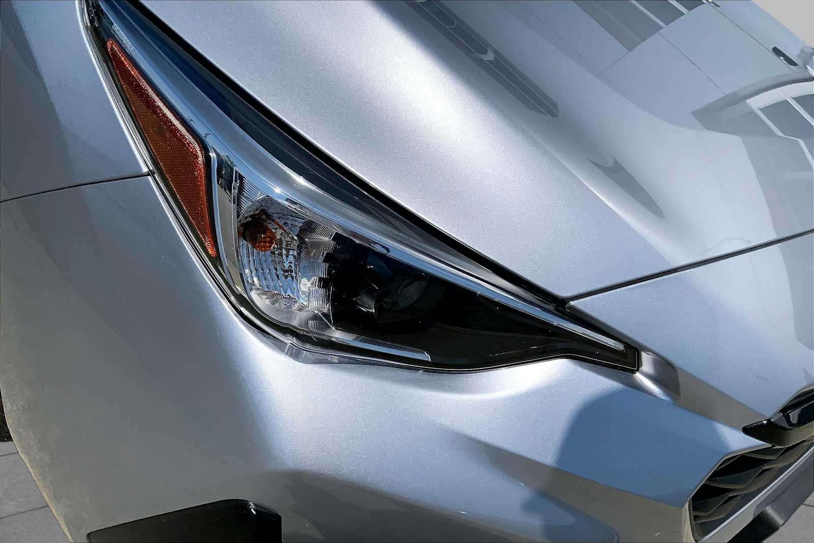 Certified Used 2024 Ice Silver Metallic Subaru  image 26