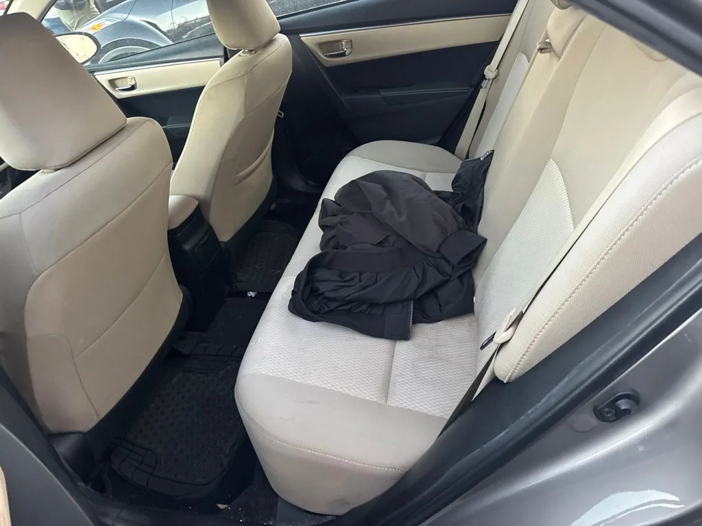 Used 2016 Brown Toyota LE image 3