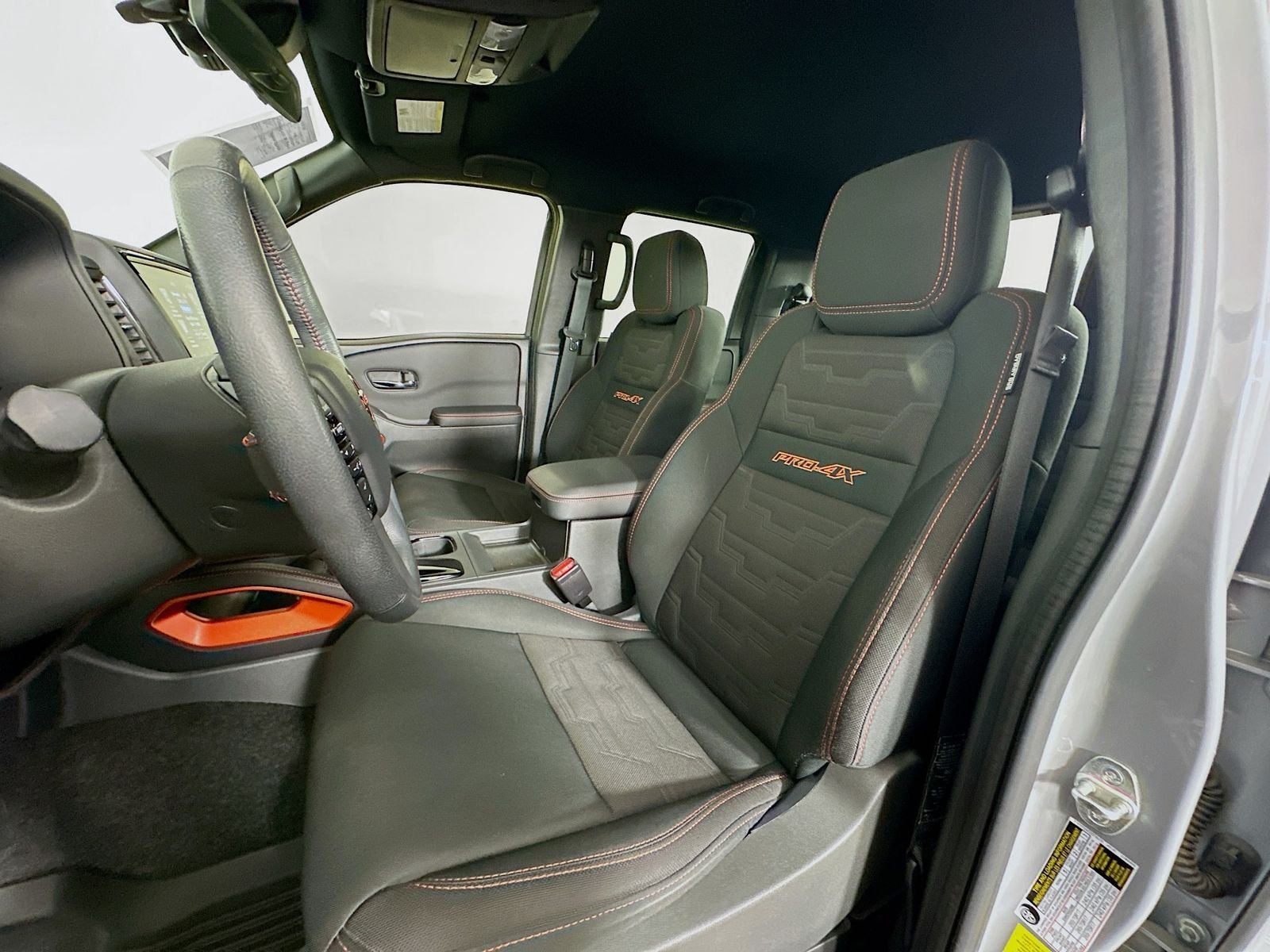 Used 2022 Boulder Gray Pearl Nissan PRO-4X image 20