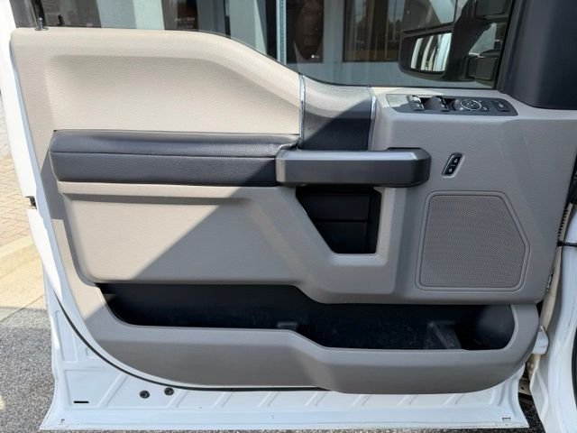 Used 2019 Oxford White Ford XLT image 6