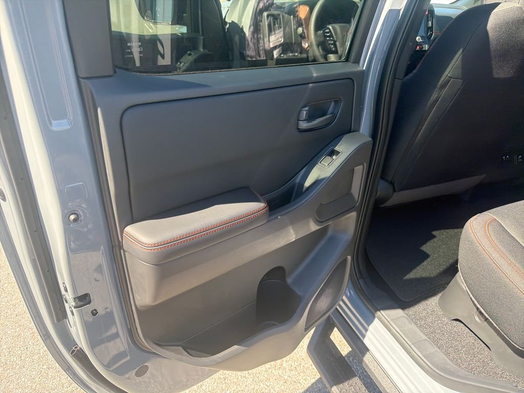 New 2026 Nissan Frontier PRO-4X 4D Crew Cab