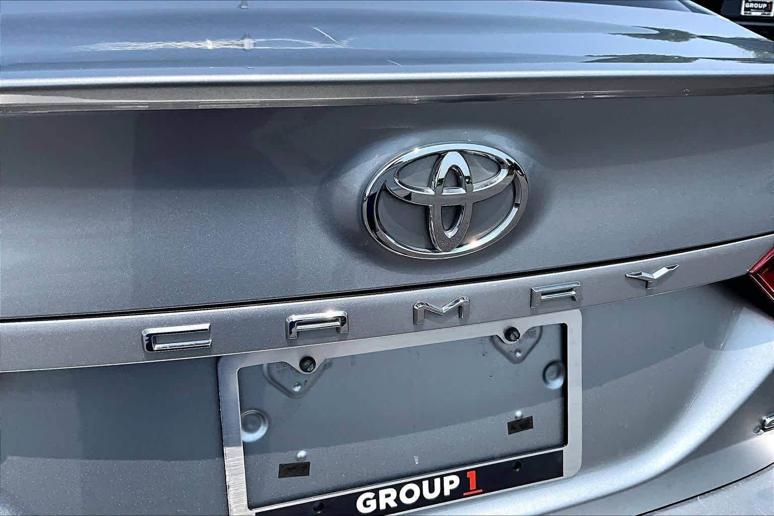 Used 2022 Celestial Silver Metallic Toyota SE image 31