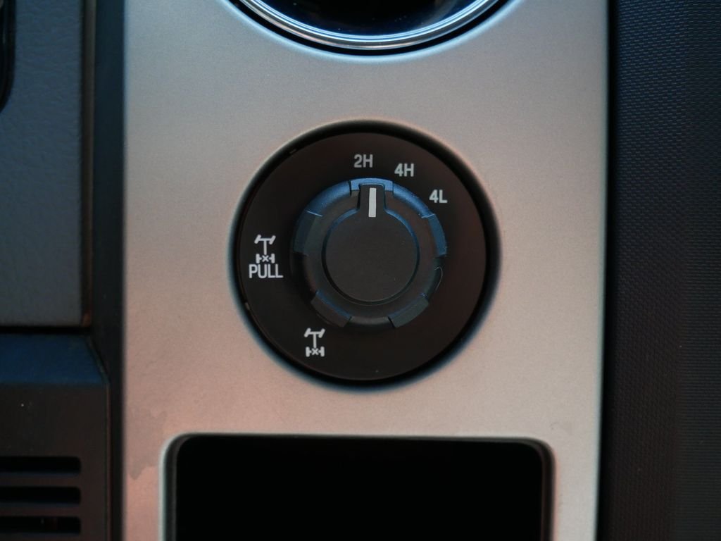 Used 2012 Silver Ford XLT image 25