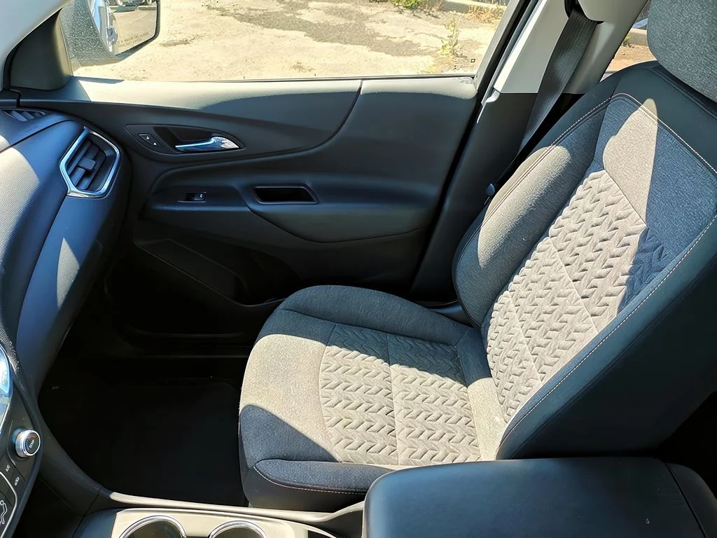 2022 Chevrolet Equinox LT - Photo 20