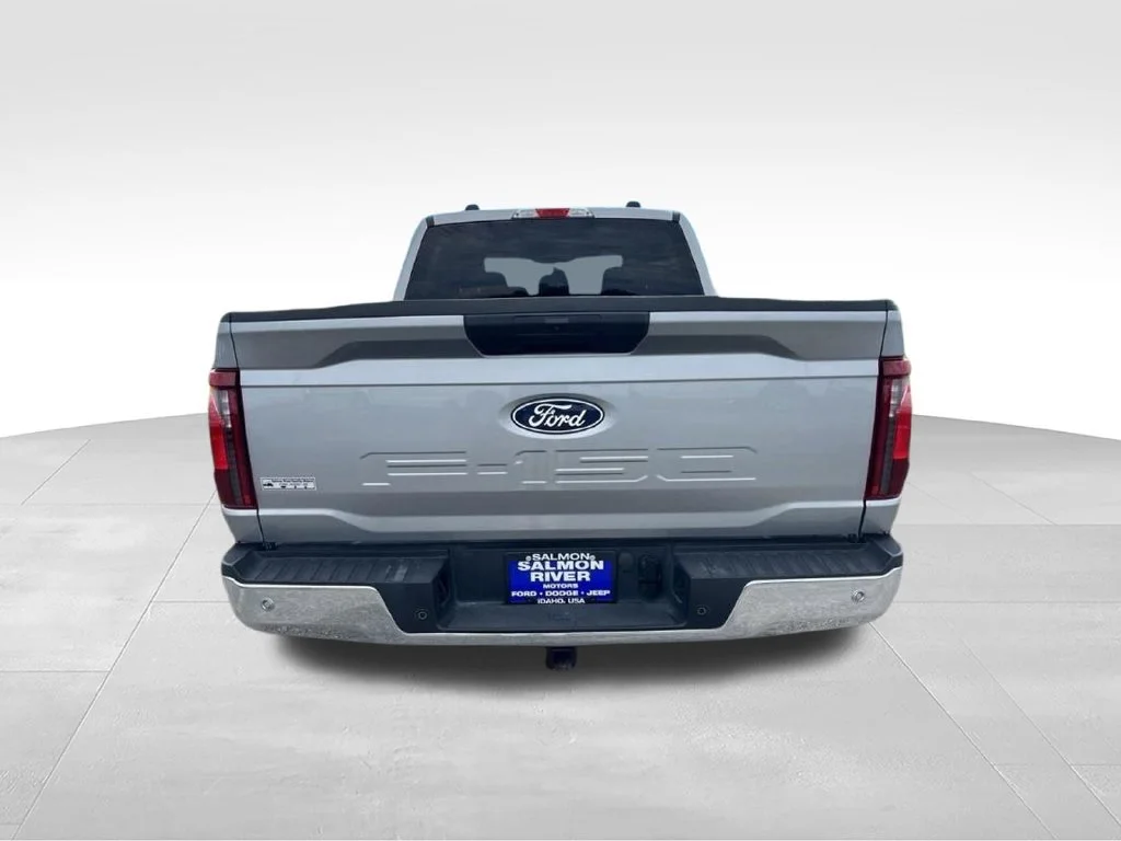 Used 2025 Silver Ford XLT image 6