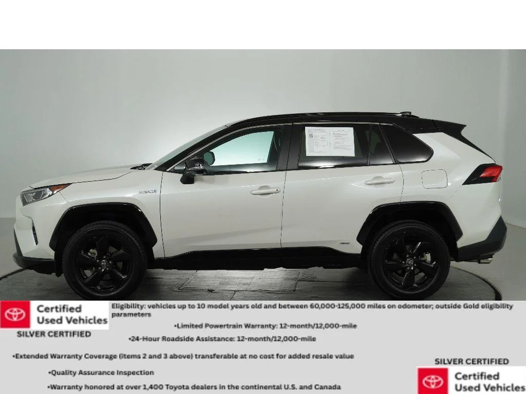 Certified Used 2021 Blizzard Pearl/Midnight Black Metallic Toyota Hybrid XSE image 7