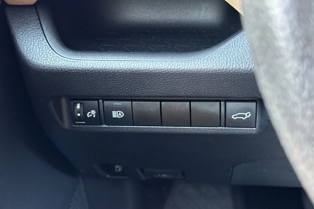 Used 2021 Super White Toyota XLE image 32