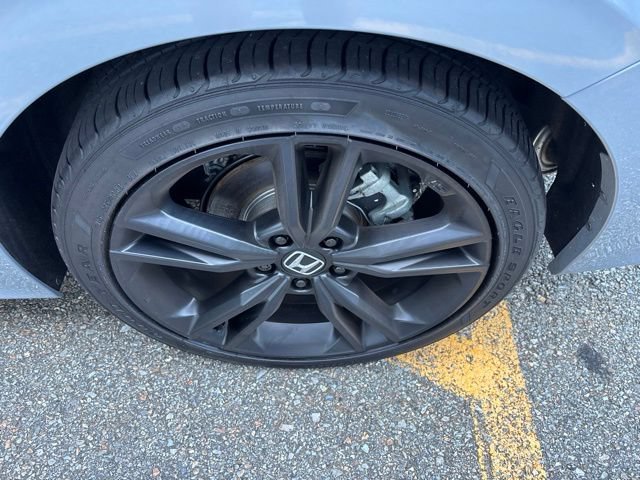 Used 2025 Urban Gray Pearl Honda  image 11