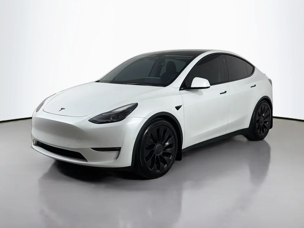 2022 Tesla Model Y Performance Dual Motor All-Wheel Drive's photo