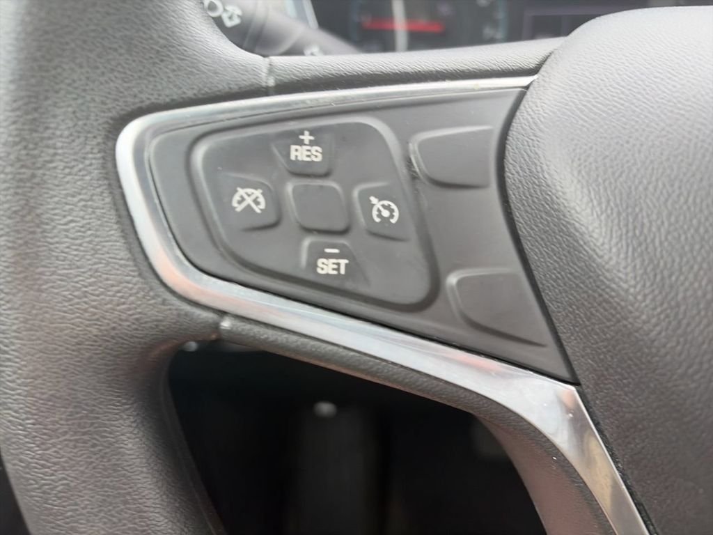 Used 2018 White Chevrolet LS image 21