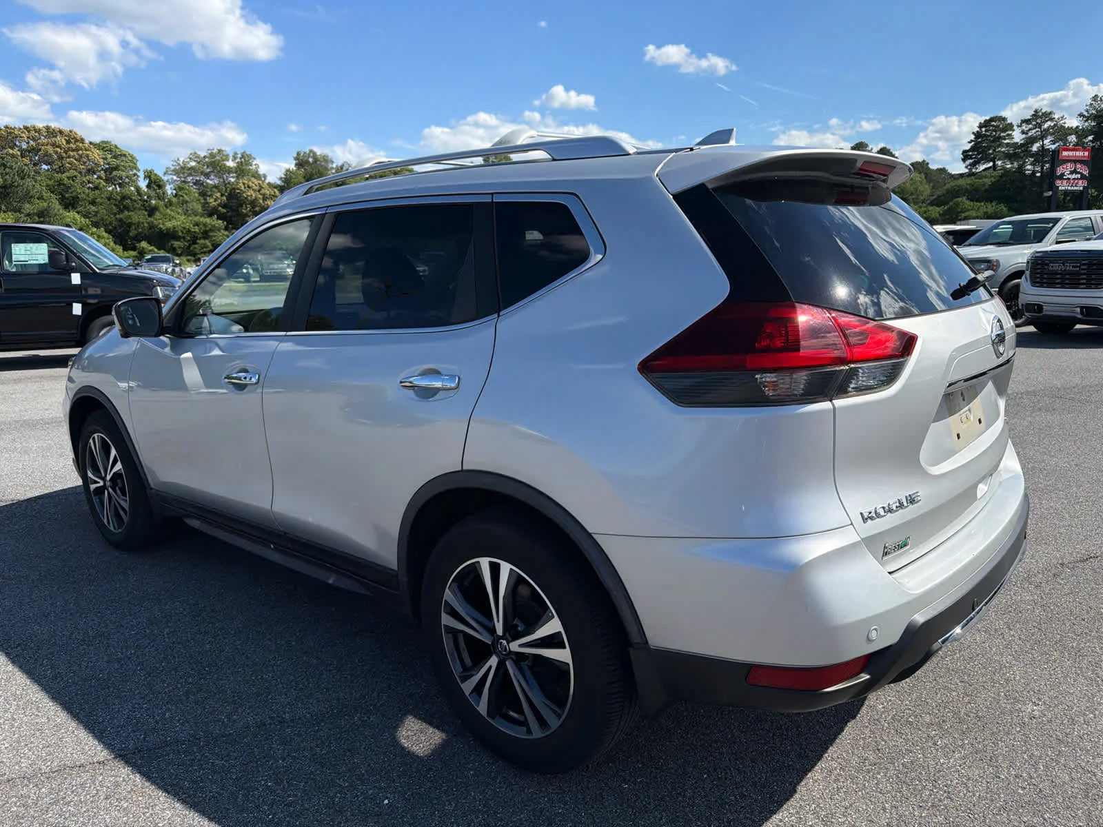 Certified Used 2020 Brilliant Silver Metallic Nissan SV image 8