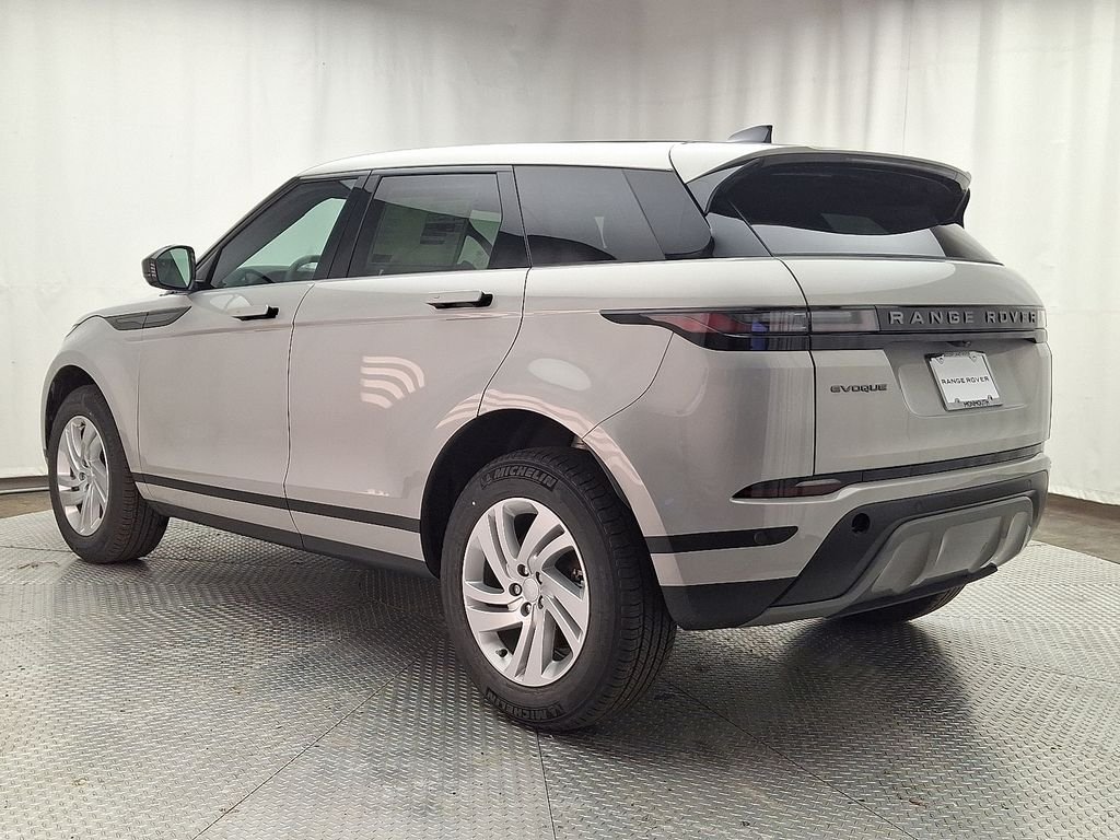 New 2026 Seoul Pearl Silver Land Rover S image 4