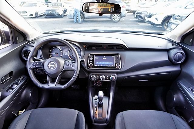 Used 2024 Gray Nissan S image 17