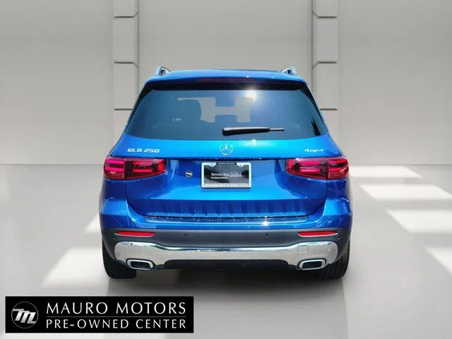 Used 2024 Blue Mercedes-Benz GLB 250 image 5