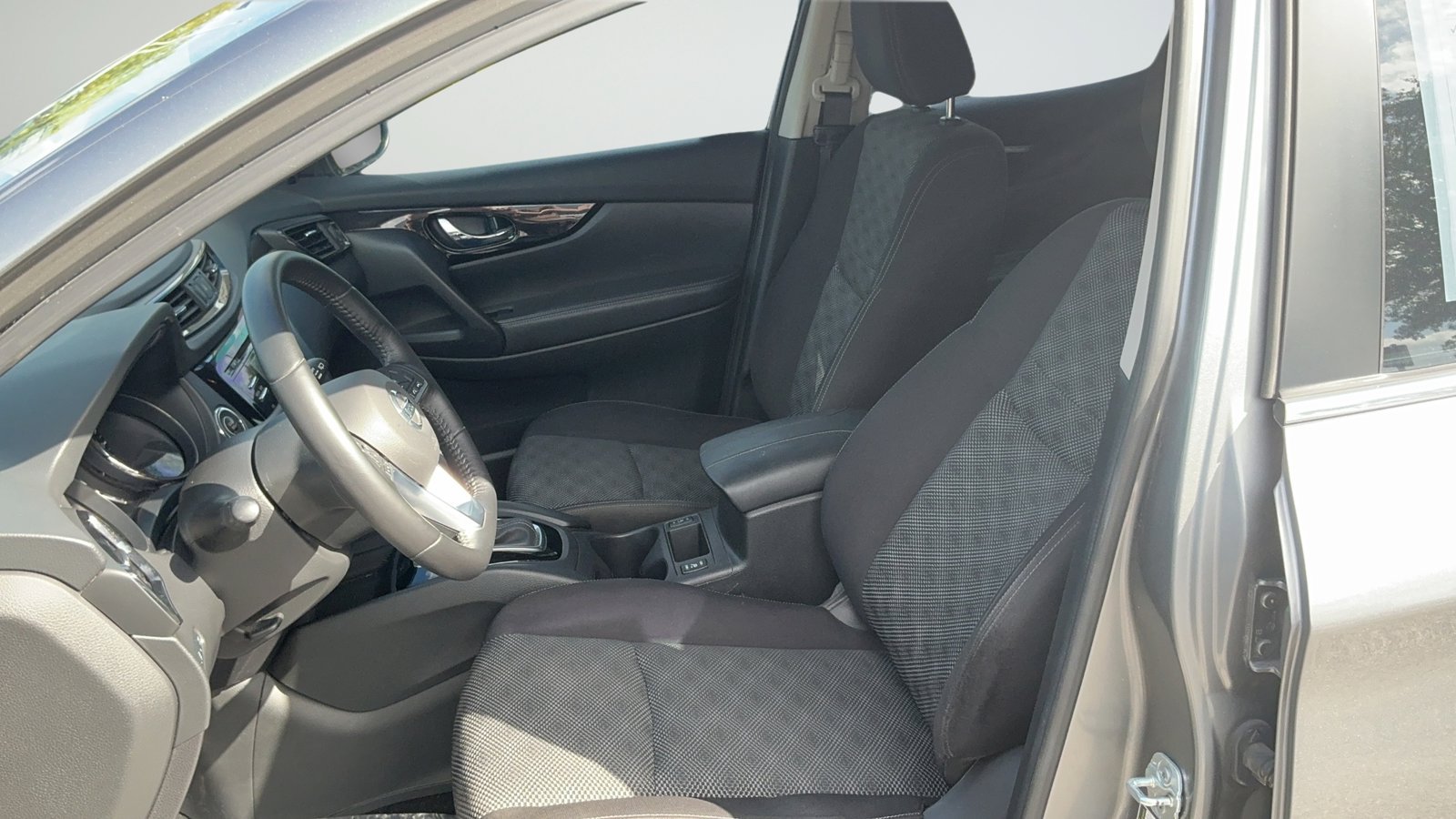 Certified Used 2017 Gray Nissan SV image 33