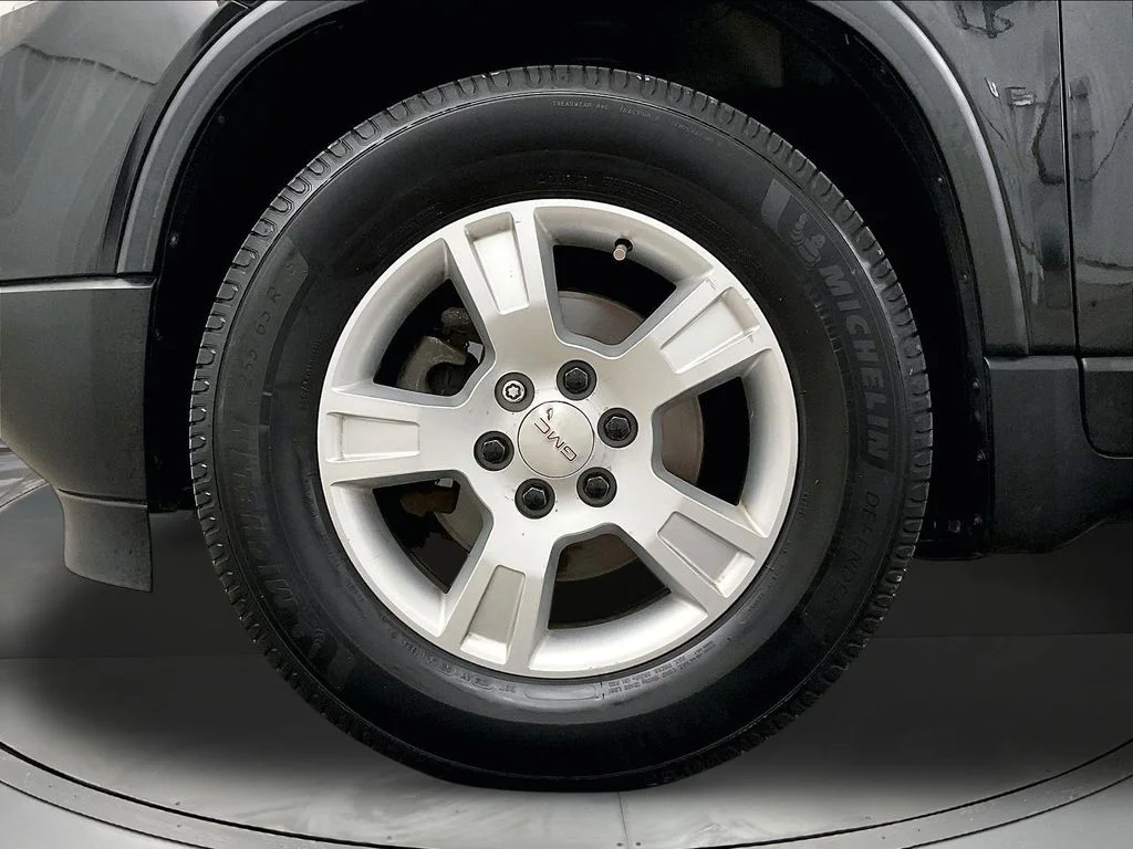 Used 2012 Black GMC SLE image 12