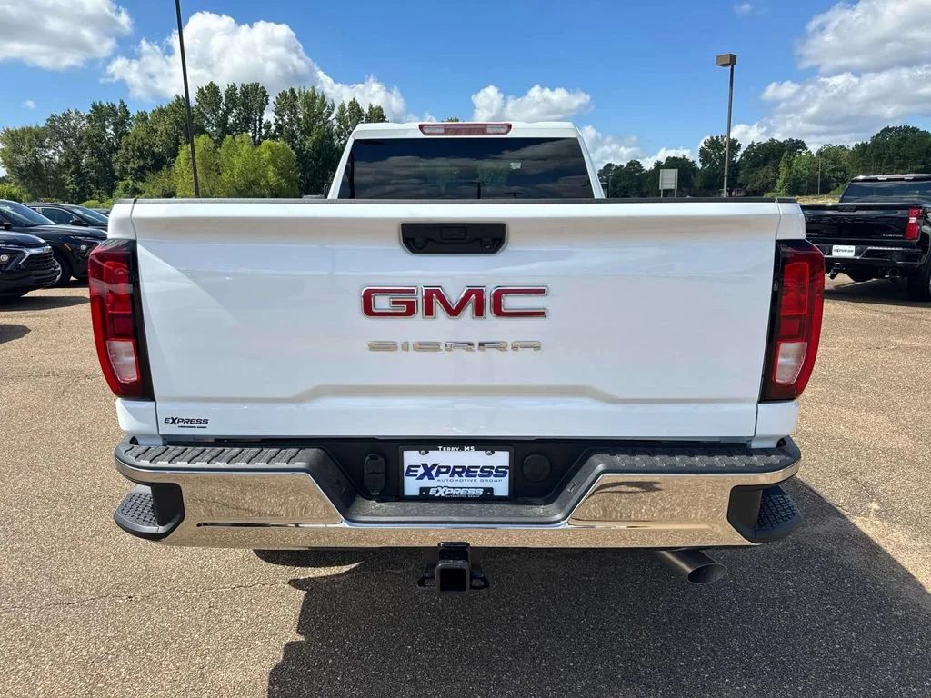 New 2026 Summit White GMC Pro image 11