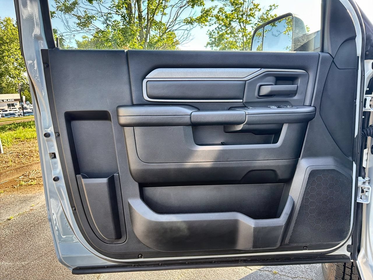 Used 2022  Ram Tradesman image 18