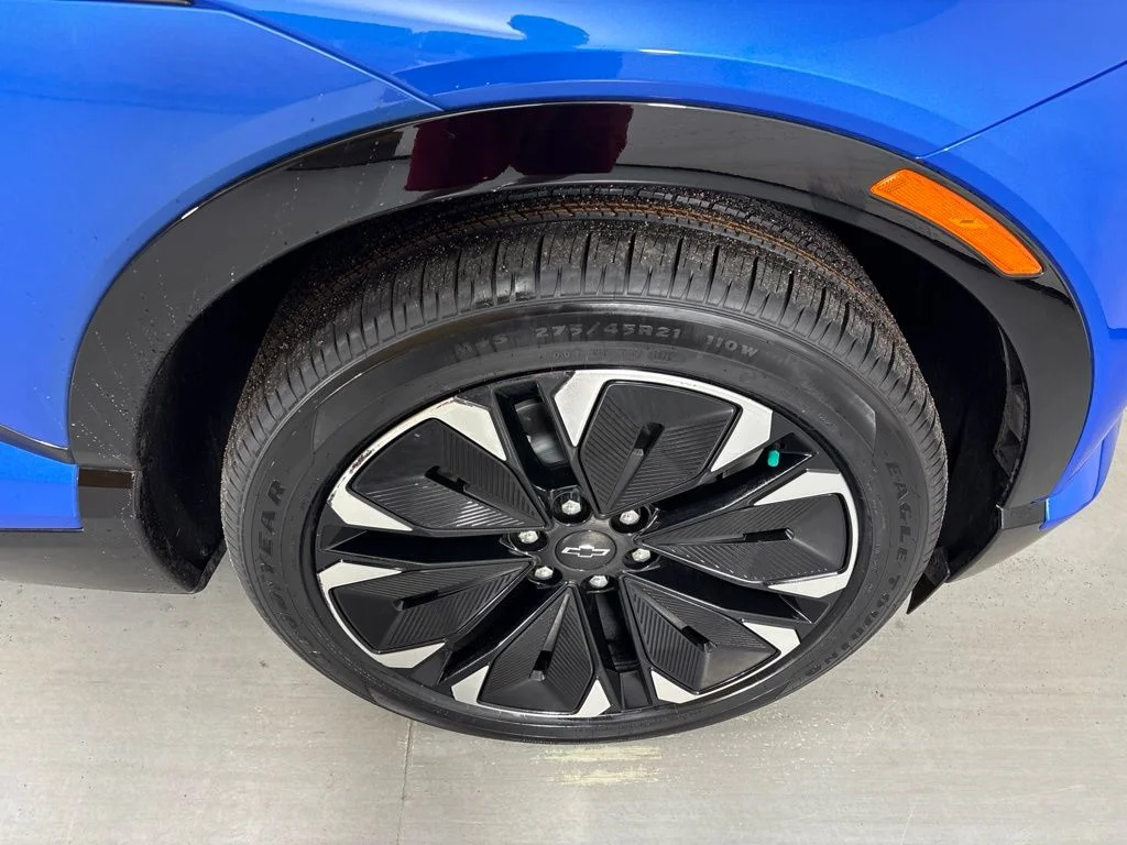 Used 2024 Blue Chevrolet RS image 11
