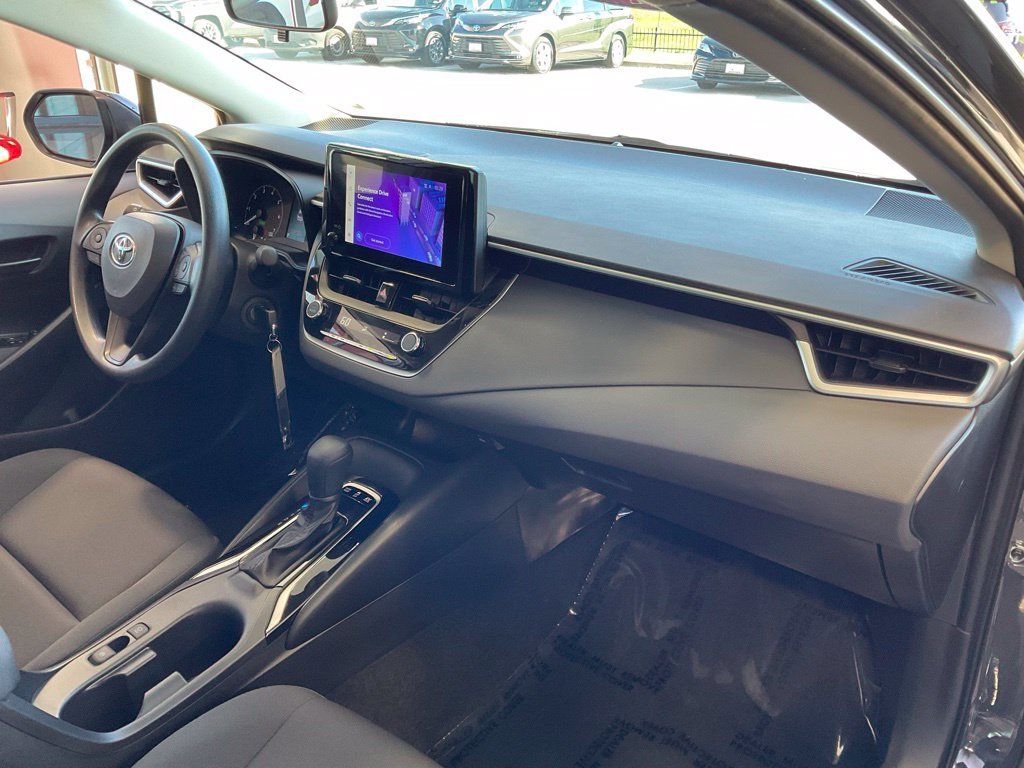 Certified Used 2025  Toyota LE image 18