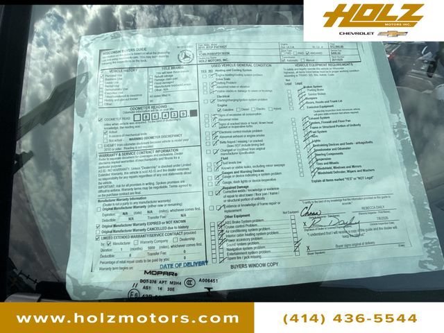 Used 2015 Red Jeep Sport image 28