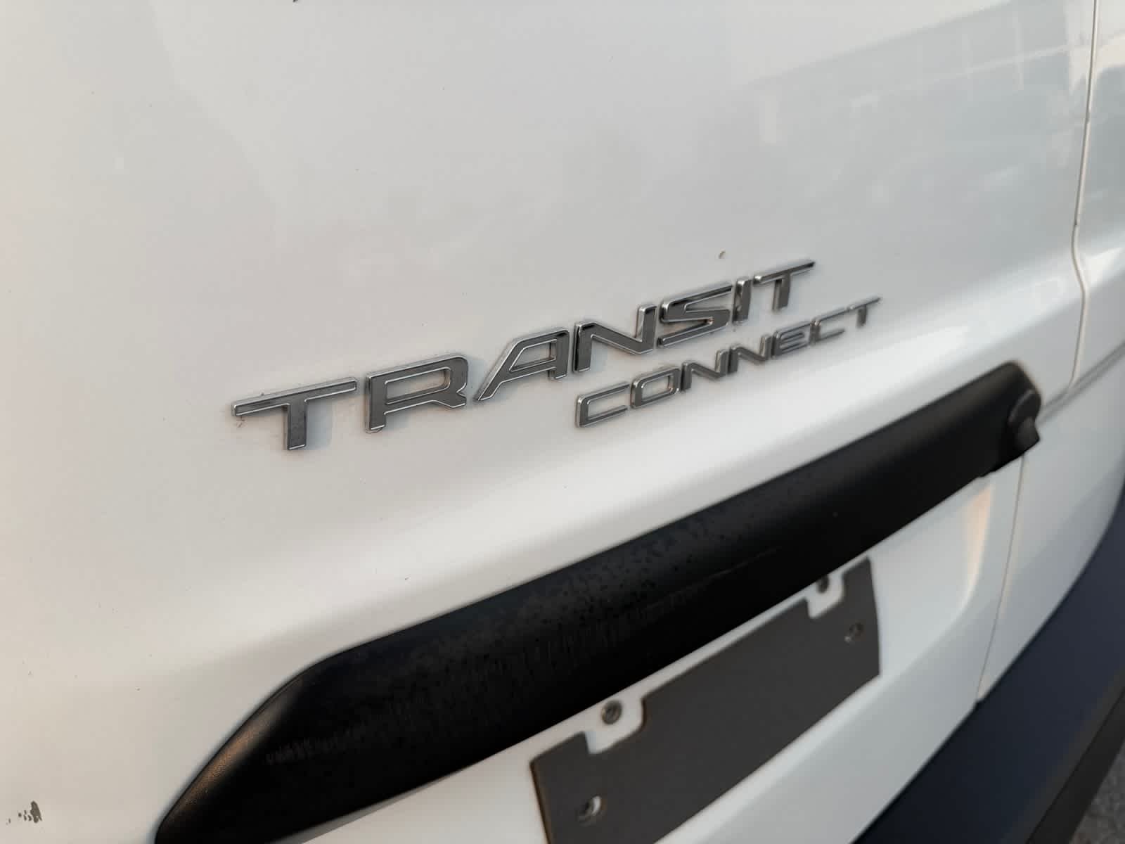 Used 2022 Frozen White Ford XL image 25